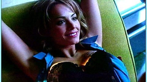 Pic: Erica Durance in Smallville (2001)