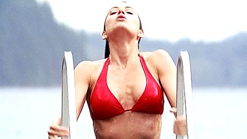 Pic: Erica Durance in Smallville (2001)