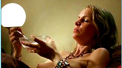 Pic: Simone Hanselmann in Alles außer Sex (2005)