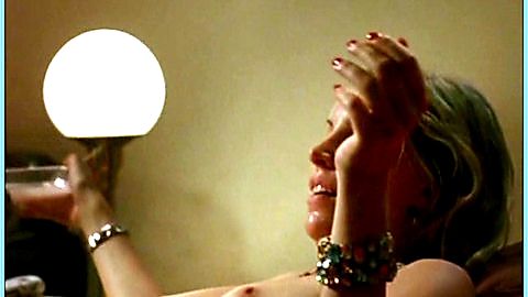 Pic: Simone Hanselmann in Alles außer Sex (2005)