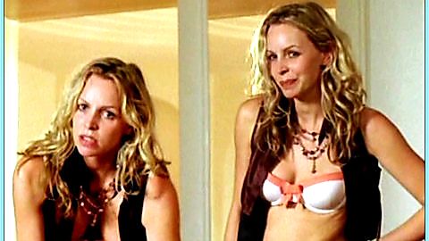 Pic: Simone Hanselmann in Alles außer Sex (2005)