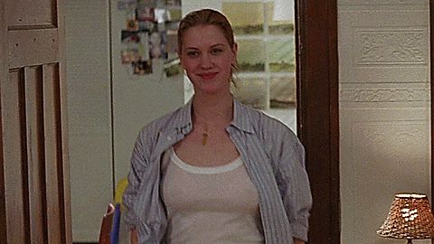 Pic: Lauren Lee Smith in The Last Kiss (2006)