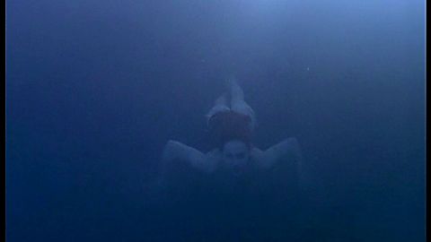 Pic: Simone-Élise Girard in The Hunger (1997)