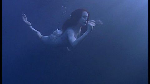 Pic: Simone-Élise Girard in The Hunger (1997)