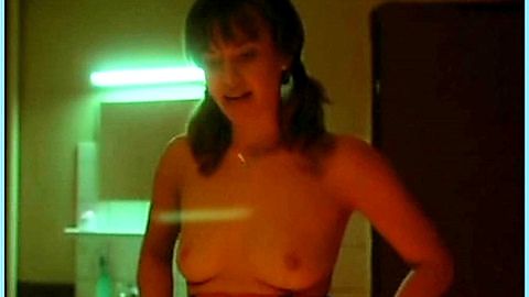 Pic: Oana Solomonescu in Zoom (2000)