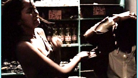 Pic: Maya Zapata in De la calle (2001)
