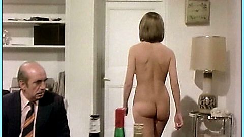 Pic: María Luisa San José in La mujer es cosa de hombres (1976)
