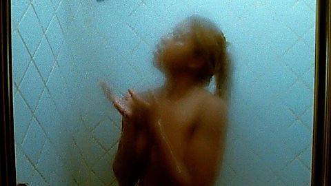 Pic: Reagan Gomez-Preston in Never Die Alone (2004)