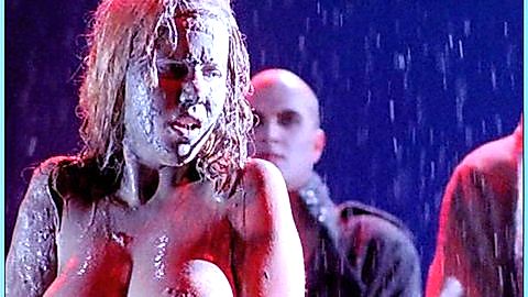 Pic: Caro Lenssen in Cloaca (2003)