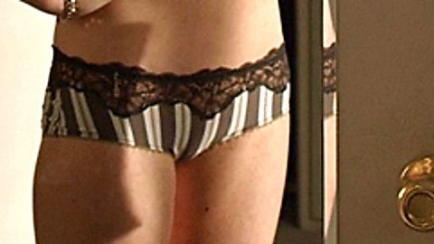 Pic: Lindsay Lohan in Labor Pains (2009)
