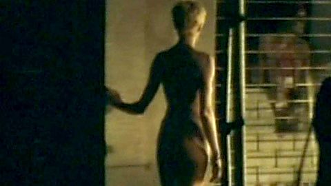 Pic: Ángela Castilla in Un buen novio (1998)