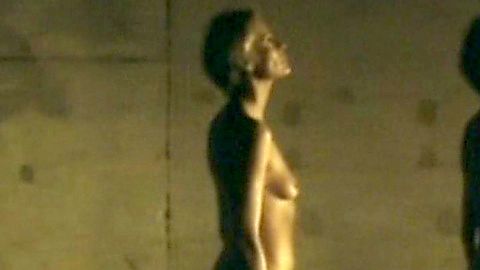 Pic: Ángela Castilla in Un buen novio (1998)