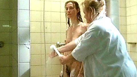 Pic: Anja Stöhr in Die schöne Braut in Schwarz (2004)