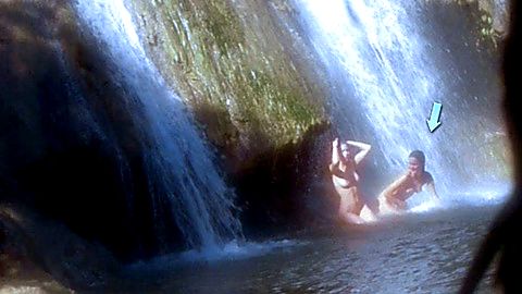 Pic: Katie Chesters in Kiss the Sky (1998)