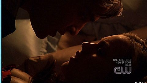 Pic: Leighton Meester in Gossip Girl (2007)
