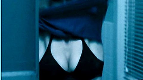 Pic: Kristen Bell in Pulse (2006)