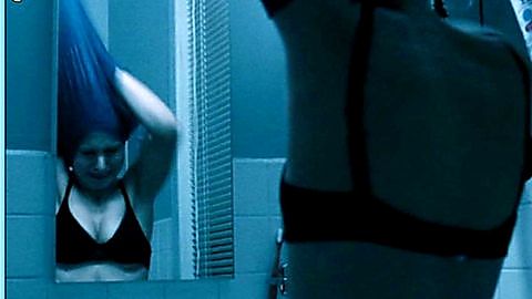 Pic: Kristen Bell in Pulse (2006)