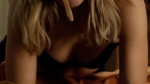 Pic: Kristen Bell in Veronica Mars (2004)