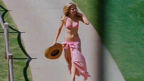 Pic: Kristen Bell in Forgetting Sarah Marshall (2008)