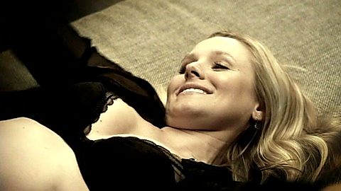 Pic: Kristen Bell in House of Lies (2012)