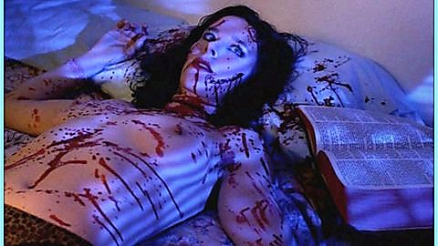 Pic: Amy Shelton-White in Nightmare Boulevard (2004)