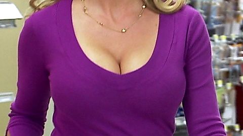 Pic: Jessica Collins in It's Always Sunny in Philadelphia (2005)