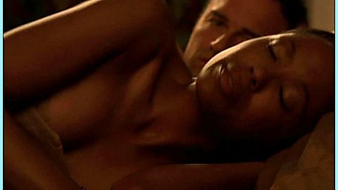 Pic: Aisha Tyler in Nip/Tuck (2003)