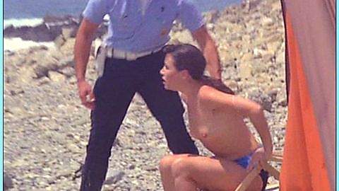 Pic: Adriana Russo in Ricchi, ricchissimi, praticamente in mutande (1982)