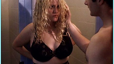 Pic: Sara Rue in Gypsy 83 (2001)