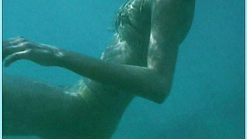 Pic: Zoe Saldana in Haven (2004)