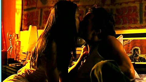 Pic: Zoe Saldana in Haven (2004)
