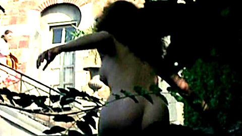 Pic: Julia Vaidis-Bogard in Lisa (2001)