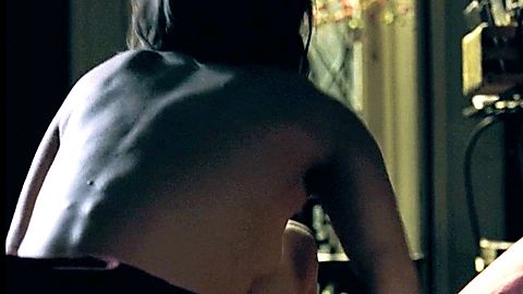 Pic: Zoë Tapper in Blood (2013)