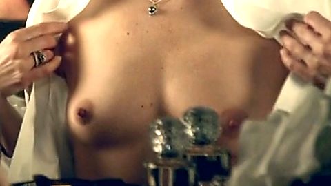 Pic: Agathe de La Boulaye in Petits arrangements avec ma mère (2012)