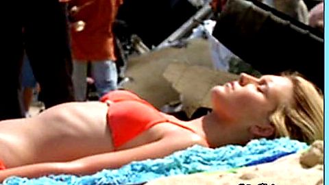 Pic: Maggie Grace in Lost (2004)