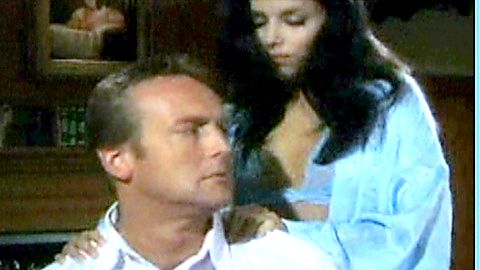 Pic: Eva Longoria in E! True Hollywood Story (1996)