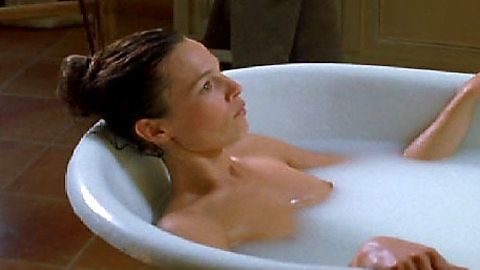 Pic: Toinette Laquière in Mystère (2007)