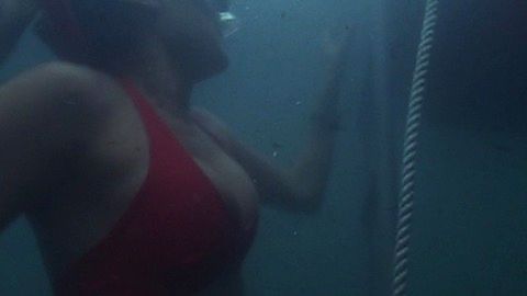 Pic: Lake Bell in Surface