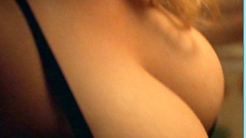 Pic: Anne Suarez in Monsieur Ibrahim (2003)