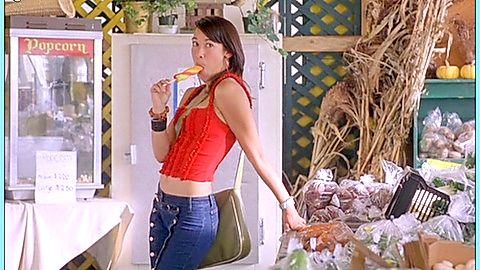 Pic: Mayko Nguyen in National Lampoon's Going the Distance (2004)