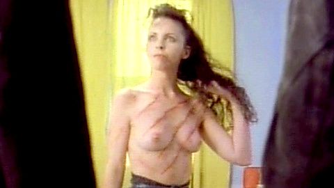 Pic: Rhonda Gray in Shotgun (1989)
