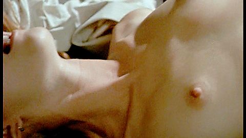 Pic: Chloe  in Kama Sutra (2000)
