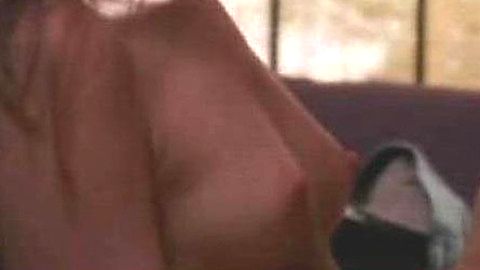 Pic: Chloe  in The Best Sex Ever (2002)