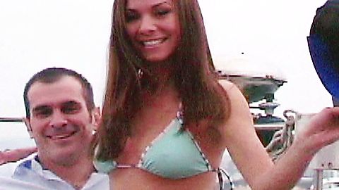 Pic: Kim Kerns in Dawn of the Dead (2004)