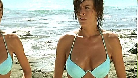 Pic: Anne Caillon in Vertiges: Vacances mortelles (2003)