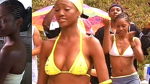 Pic: Nichole Galicia in Love Don't Cost a Thing (2003)