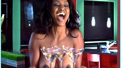 Pic: Nichole Galicia in Huff (2004)