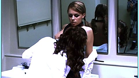 Pic: Jade Robertson in The L Word (2004)