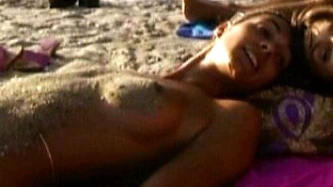 Pic: Magali Muxart in Les textiles (2004)
