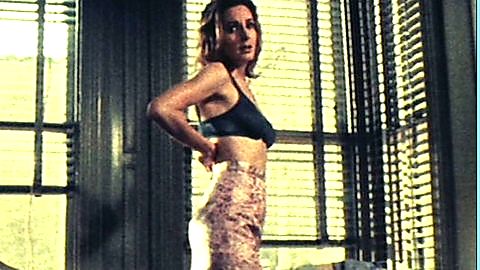 Pic: Hélène Cardona in Mumford (1999)